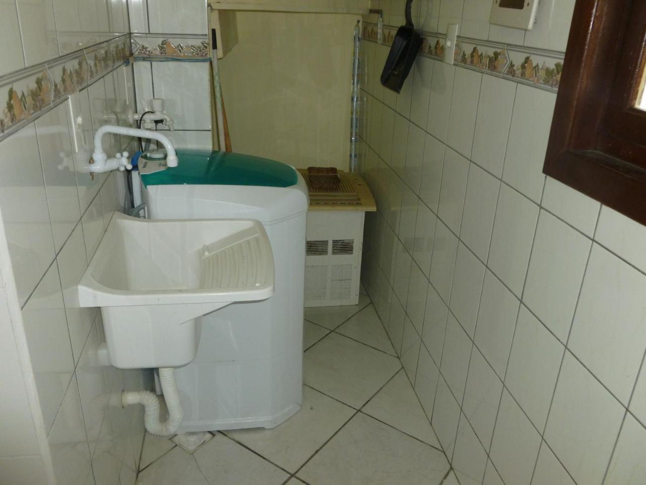 Apartamento 12 - Bombinhas - 200 Metros Da Praia מראה חיצוני תמונה