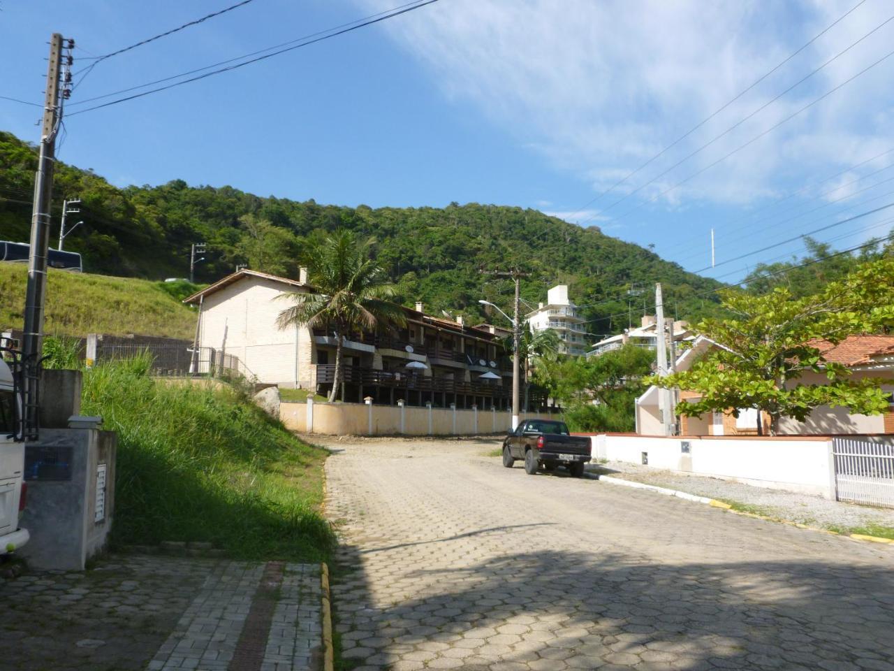 Apartamento 12 - Bombinhas - 200 Metros Da Praia מראה חיצוני תמונה